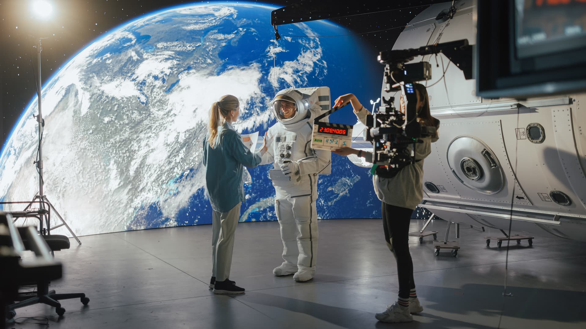 Virtual production without an LED wall
